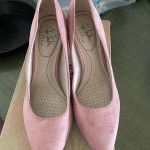 Pink faux suede heels